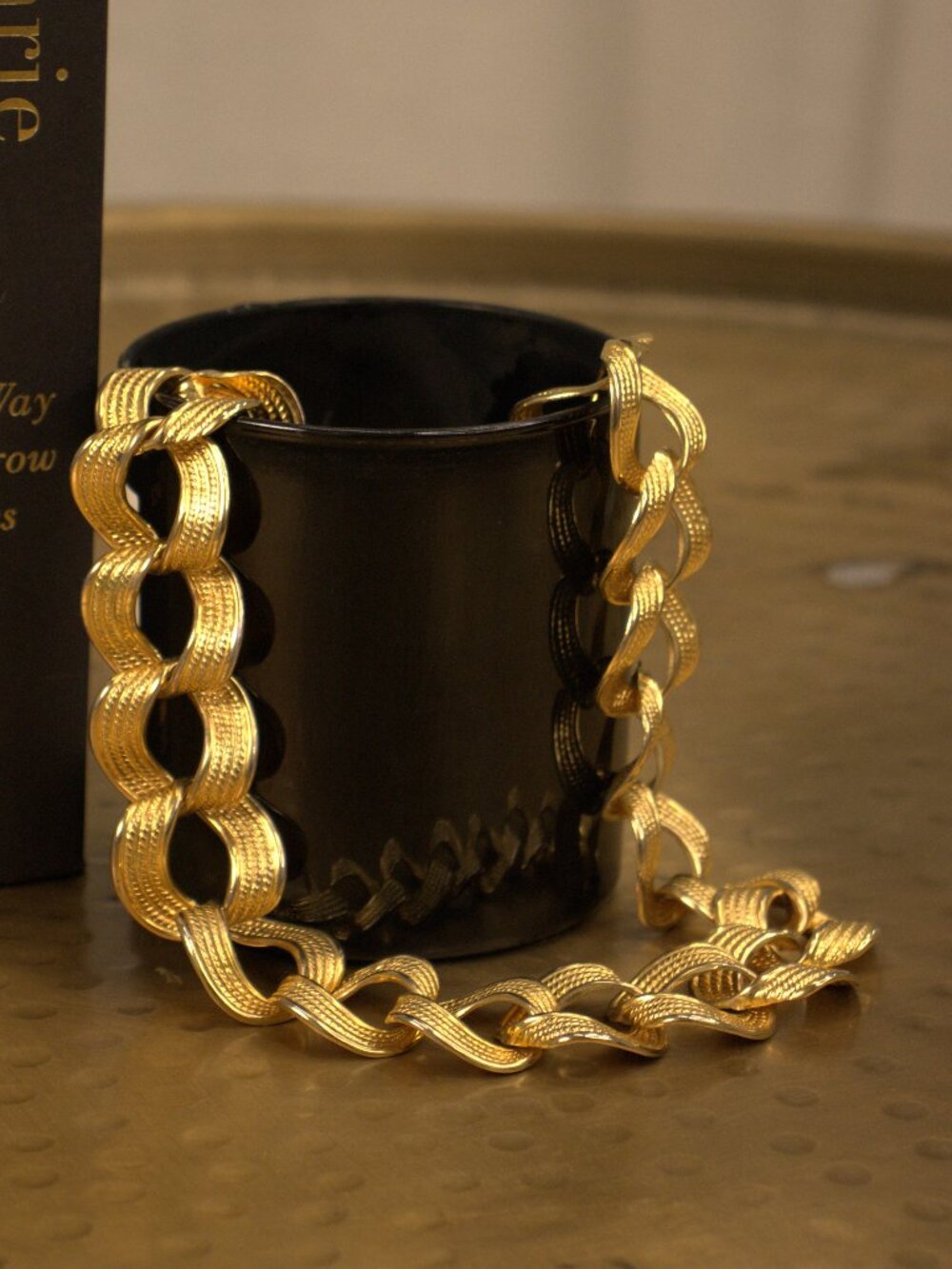 Vintage 90s Glam Gold-Tone Chunky Textured Link Collar Necklace Lightweight